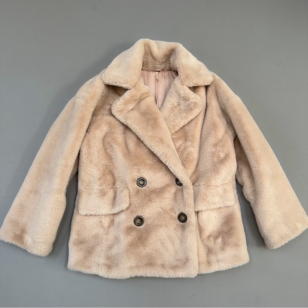 FREE PEOPLE Kate Faux Fur jacket coat, S. Could fit M. - Picture 4 of 9